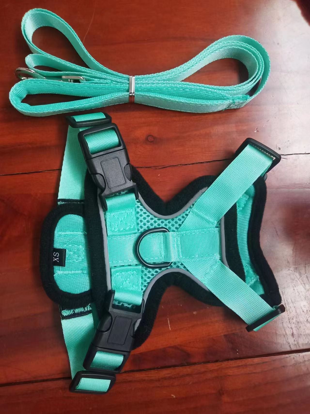 Adjustable Reflective Pet Vest Harness & Leash — Anti-Escape, Breathable, Sizes XS–M, 7 Colors