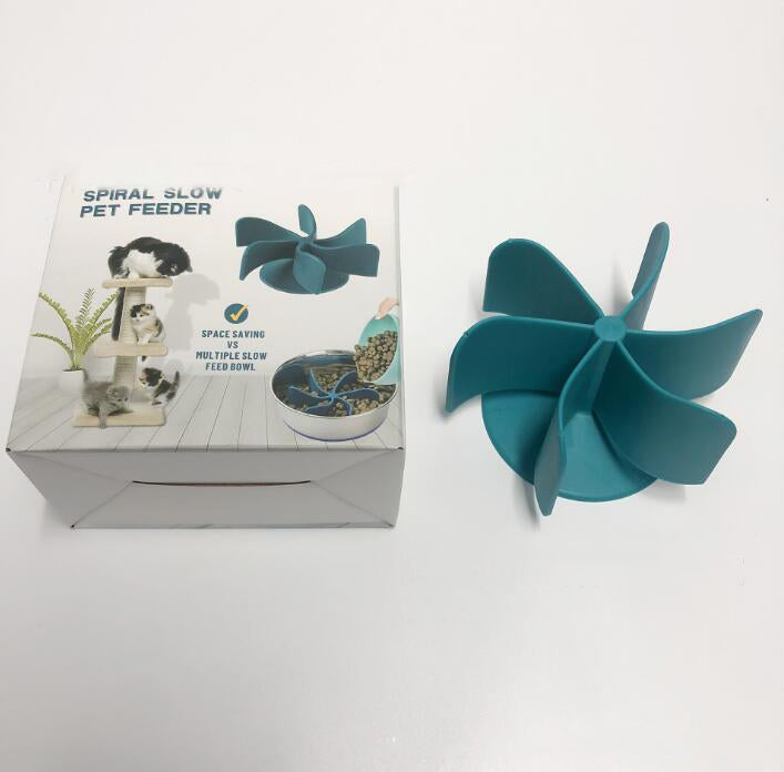 Propeller Slow Feeder Bowl for Dogs — Gut-Friendly Mealtime